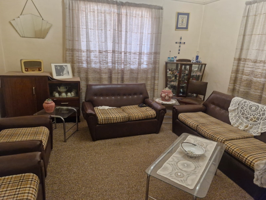 2 Bedroom Property for Sale in Upington Northern Cape